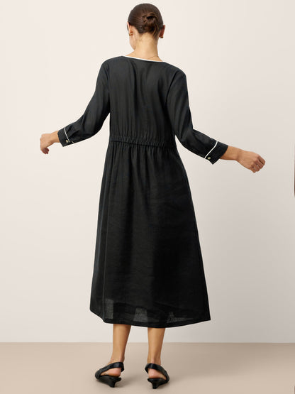 Linen-Lyocell Contrast Trim Gathered Maxi Dress NYX